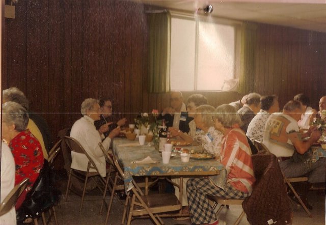 seniorluncheon198201.jpg